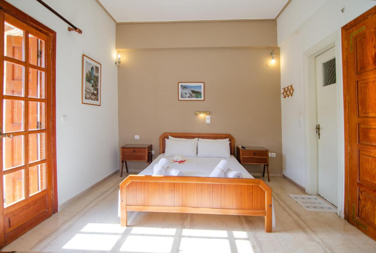 Almira Inn Chora  Exterior foto